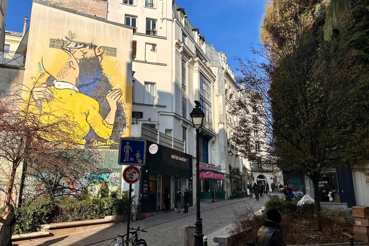 Ideally Located And Atypical Apartment In Paris Exteriör bild